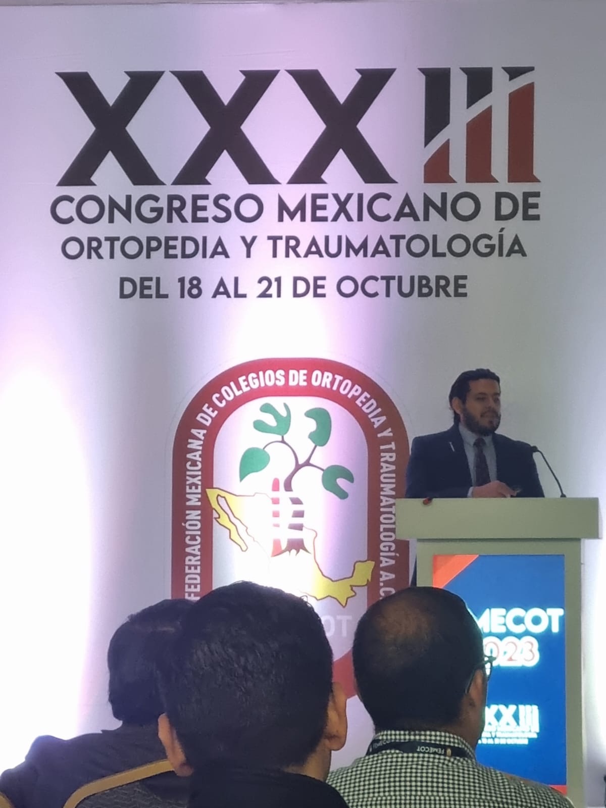 Dr. Guerra en Congreso FEMECOT